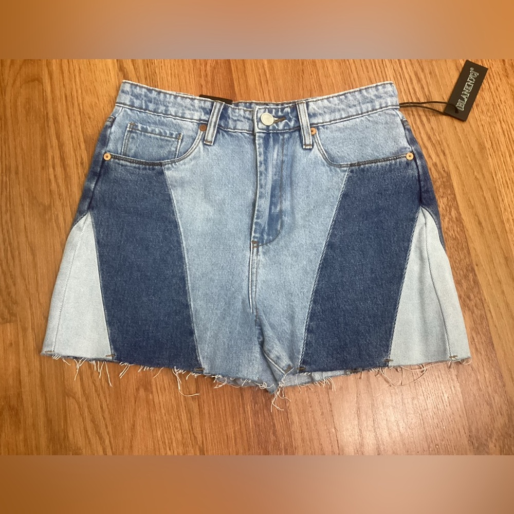Blank NYC Color-Block Jean Shorts, size 28, NWT